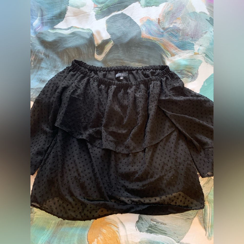 ELOQUII off the shoulder top. Black with black dot detailing.  size 16